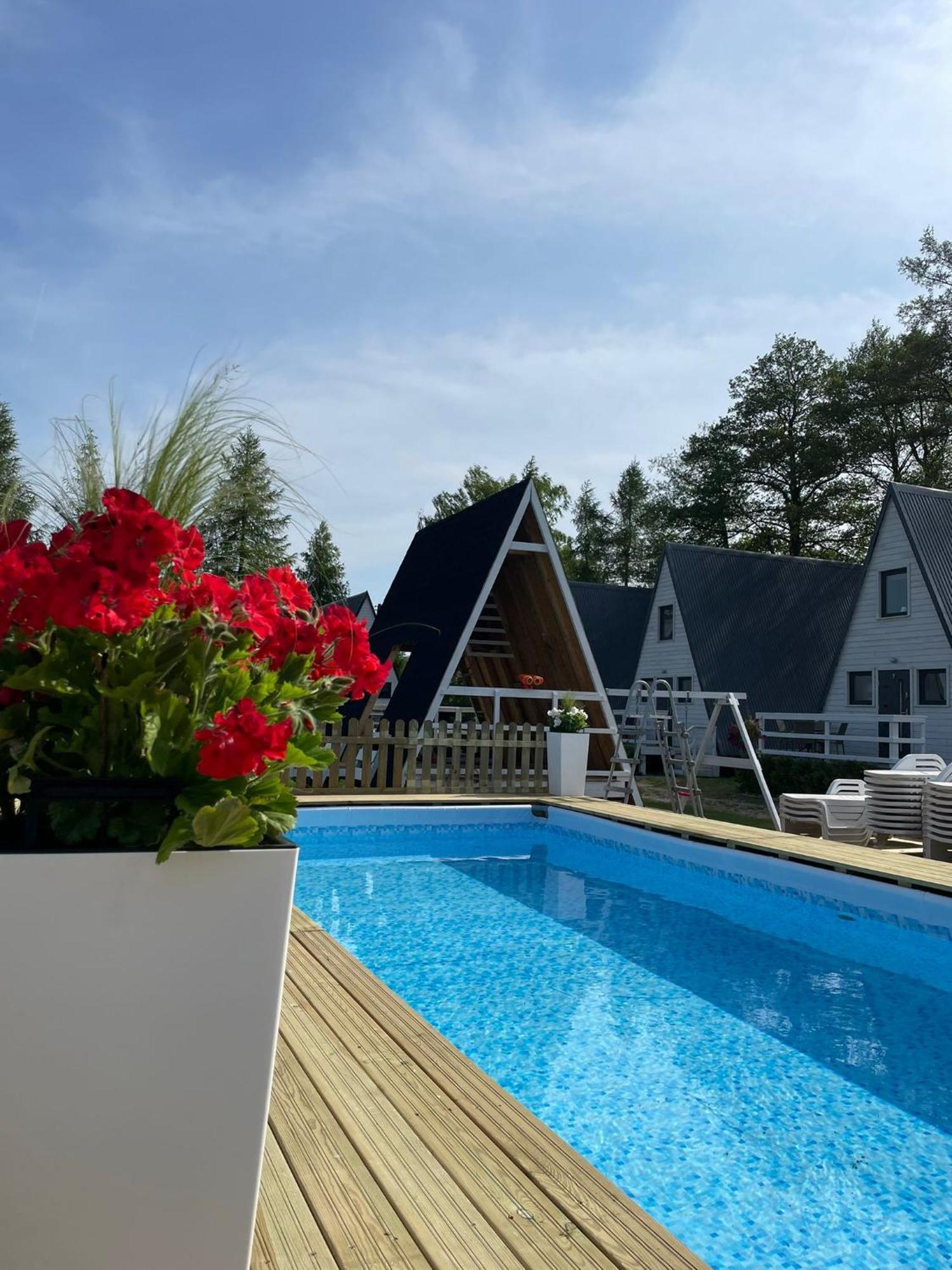 웨바 Soul Camp Nowecin 빌라 외부 사진